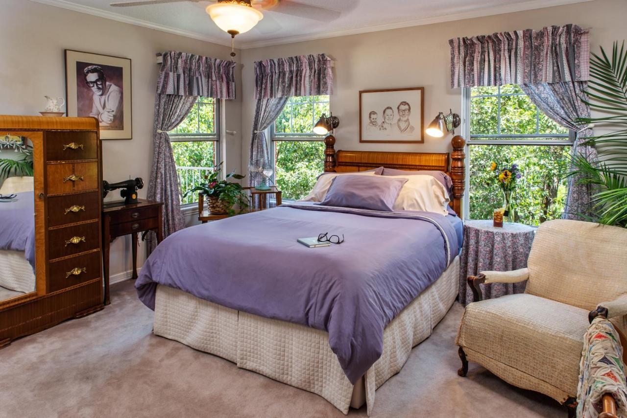 לובוק Woodrow House Bed & Breakfast מראה חיצוני תמונה