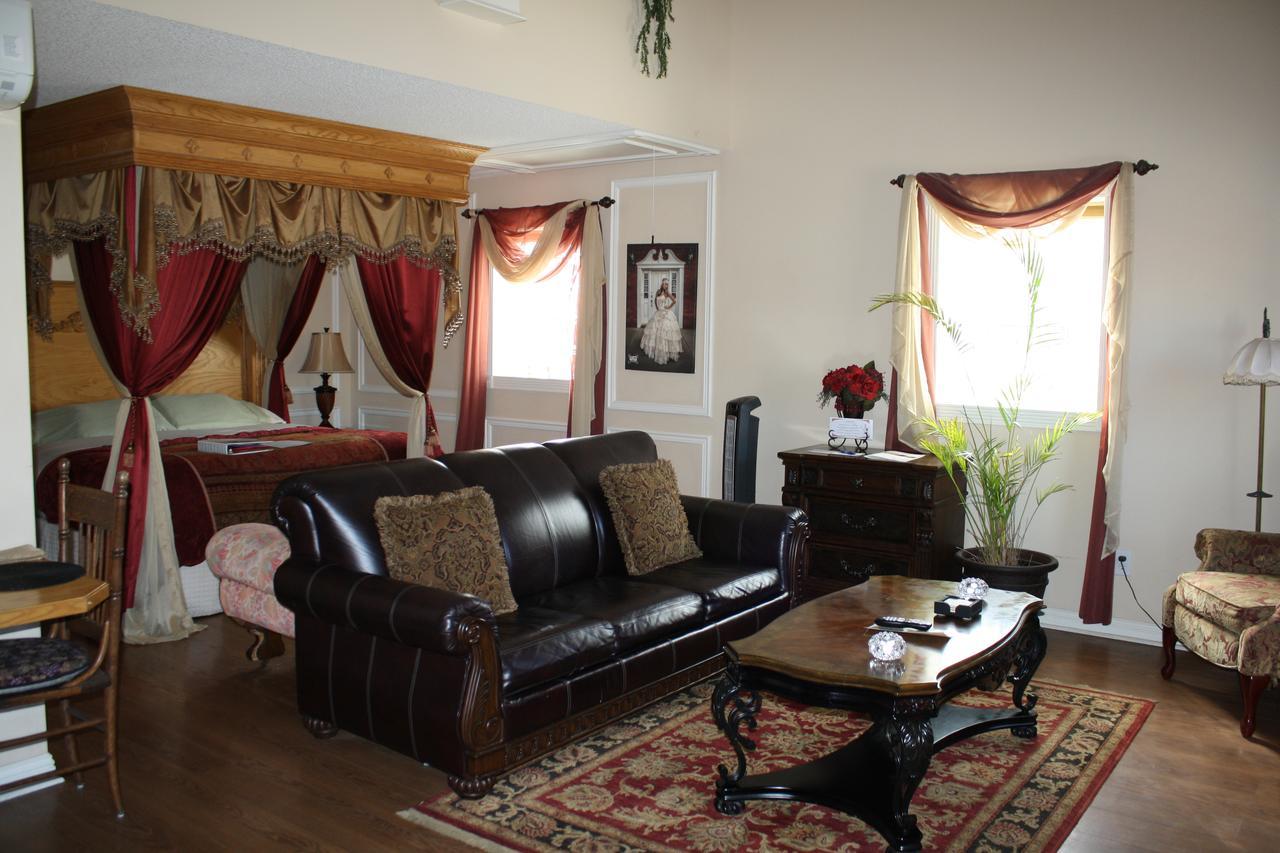 לובוק Woodrow House Bed & Breakfast מראה חיצוני תמונה