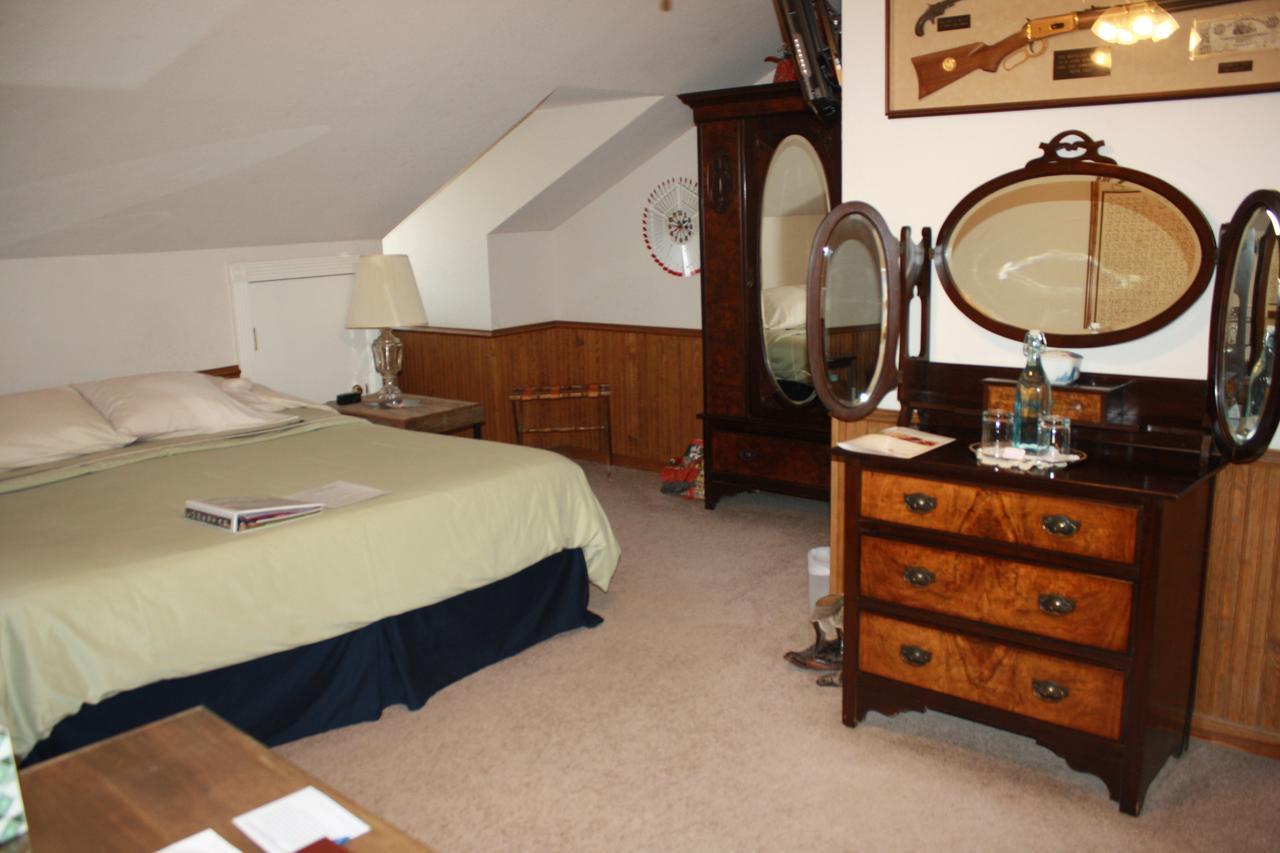 לובוק Woodrow House Bed & Breakfast מראה חיצוני תמונה